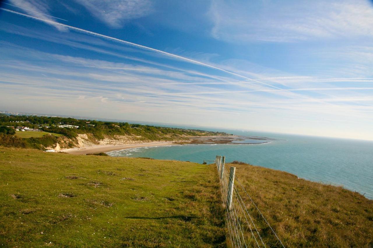 "Trinity" At Whitecliff Bay Isle Of Wight- Yarborough View 4 Hotell Bembridge Eksteriør bilde