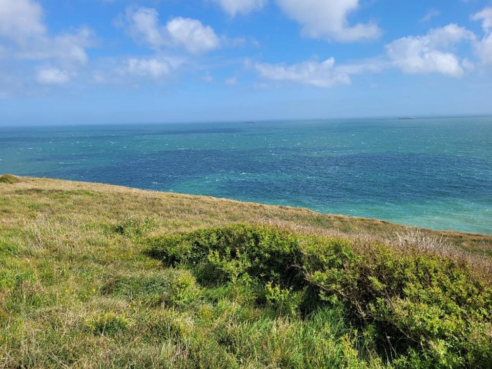 "Trinity" At Whitecliff Bay Isle Of Wight- Yarborough View 4 Hotell Bembridge Eksteriør bilde