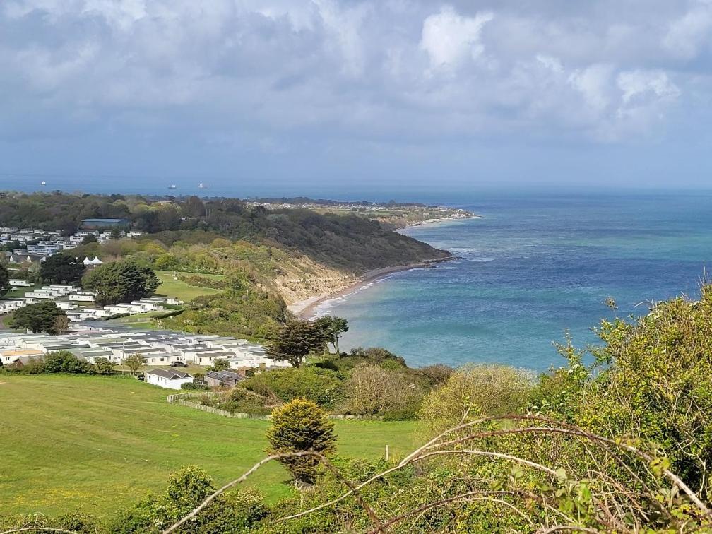 "Trinity" At Whitecliff Bay Isle Of Wight- Yarborough View 4 Hotell Bembridge Eksteriør bilde