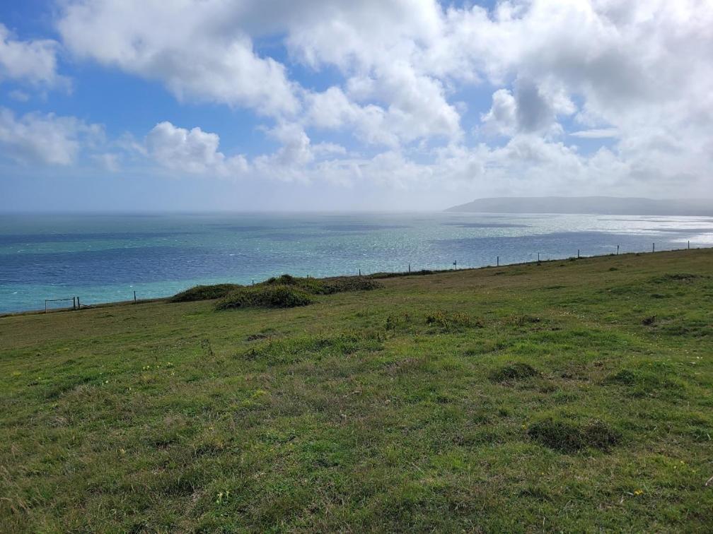 "Trinity" At Whitecliff Bay Isle Of Wight- Yarborough View 4 Hotell Bembridge Eksteriør bilde