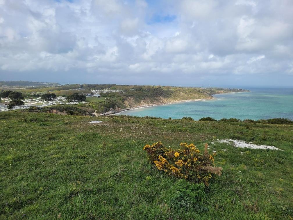 "Trinity" At Whitecliff Bay Isle Of Wight- Yarborough View 4 Hotell Bembridge Eksteriør bilde